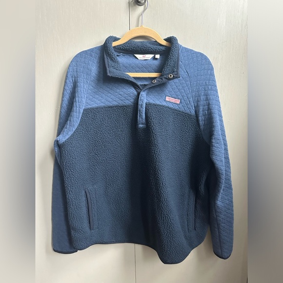 Vineyard Vines Mixed Media Sherpa - Picture 2 of 8